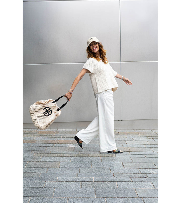 WHITE SUMMER